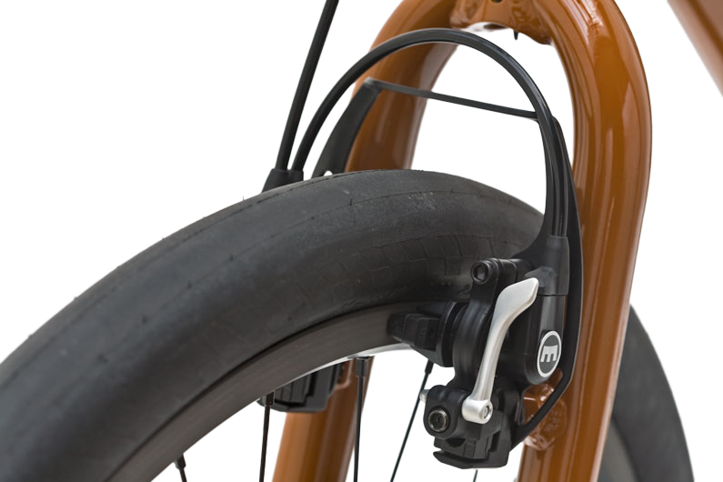E-Bike-Vorderrad mit Magura HS11 hydraulischer Felgenbremse – präzises, sicheres Bremsverhalten an der Vorderradgabel, ideal für E-Bike-Umbauten.